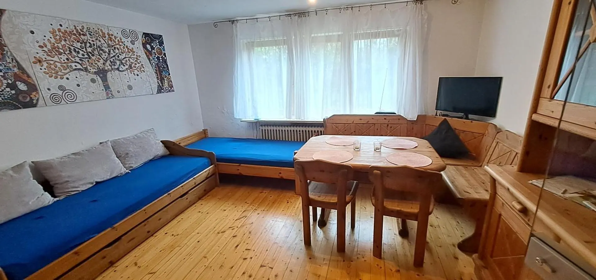 helle Souterrainwohnung nähe Flughafen, Landshut und München 1 bis 5 Personen Bruckberg 0*,  Deutschland